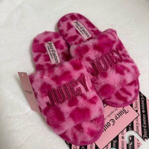 Juicy Couture Pink Fuzzy Slide Slippers Logo Cozy Y2K Plush Slip On NEW